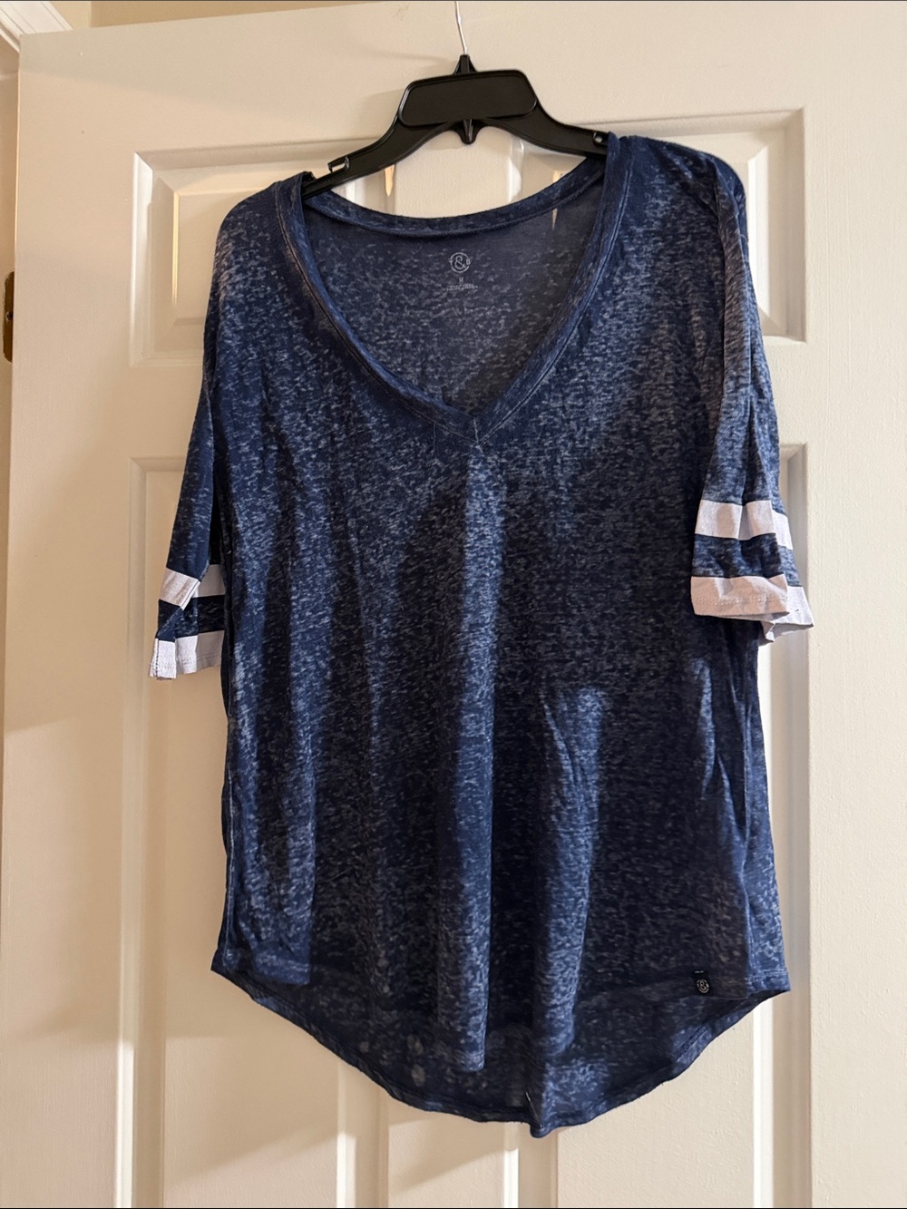Casual V-Neck Navy Tee with Stripe Sleeves